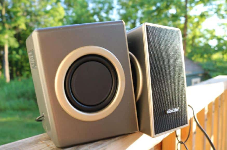 Mixcder speaker