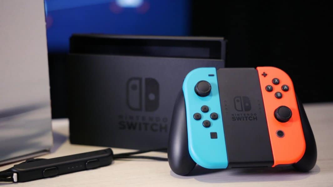 Amazon 2025 switch stock