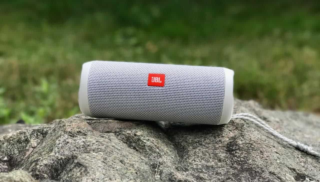 Flip 4 flip 5. Колонка JBL Flip 4. Портативная колонка JBL Flip. Портативная колонка JBL Flip 5. JBL Flip 4 White.