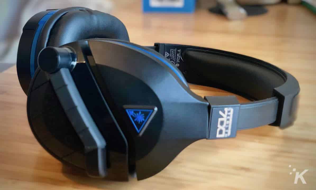 Actuator pil creatief Review: Turtle Beach Stealth 700 PS4 headset