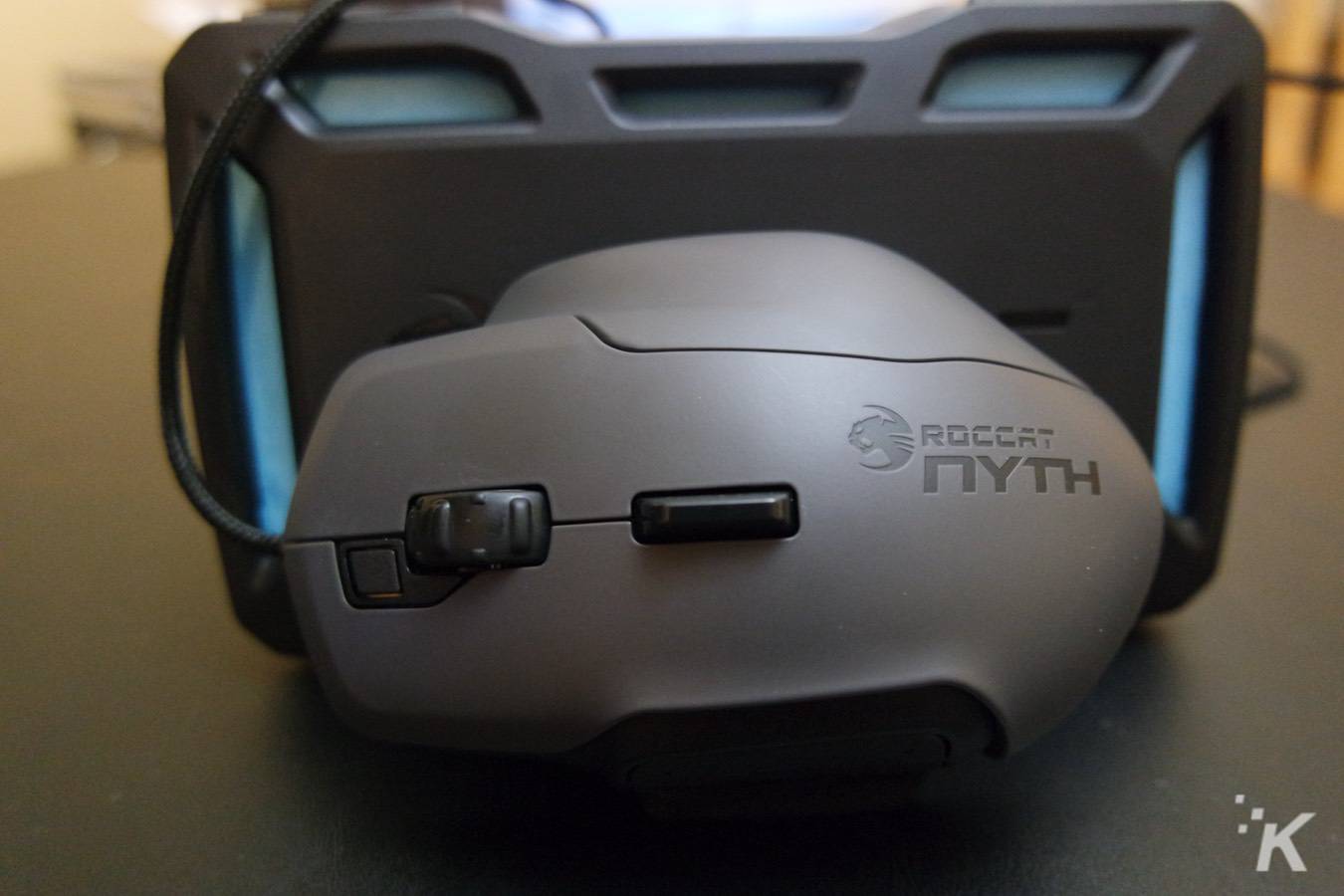 roccat nyth optical mmo gaming mouse review