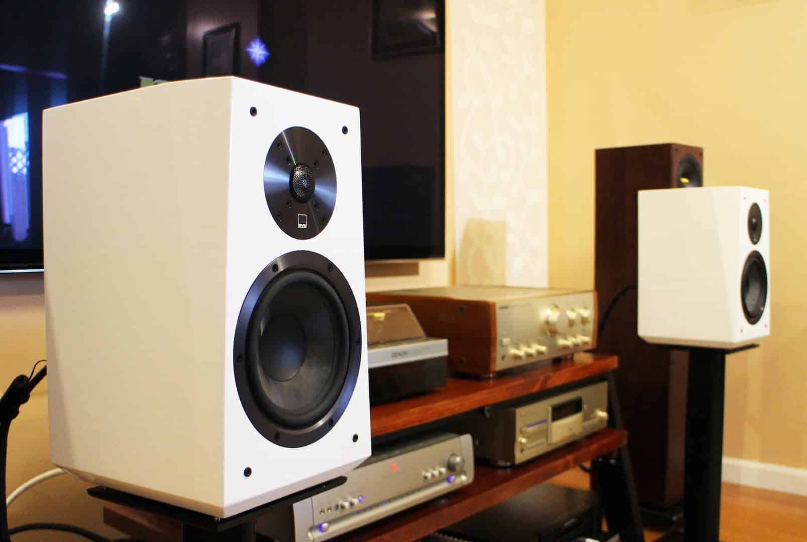 bookshelf speaker