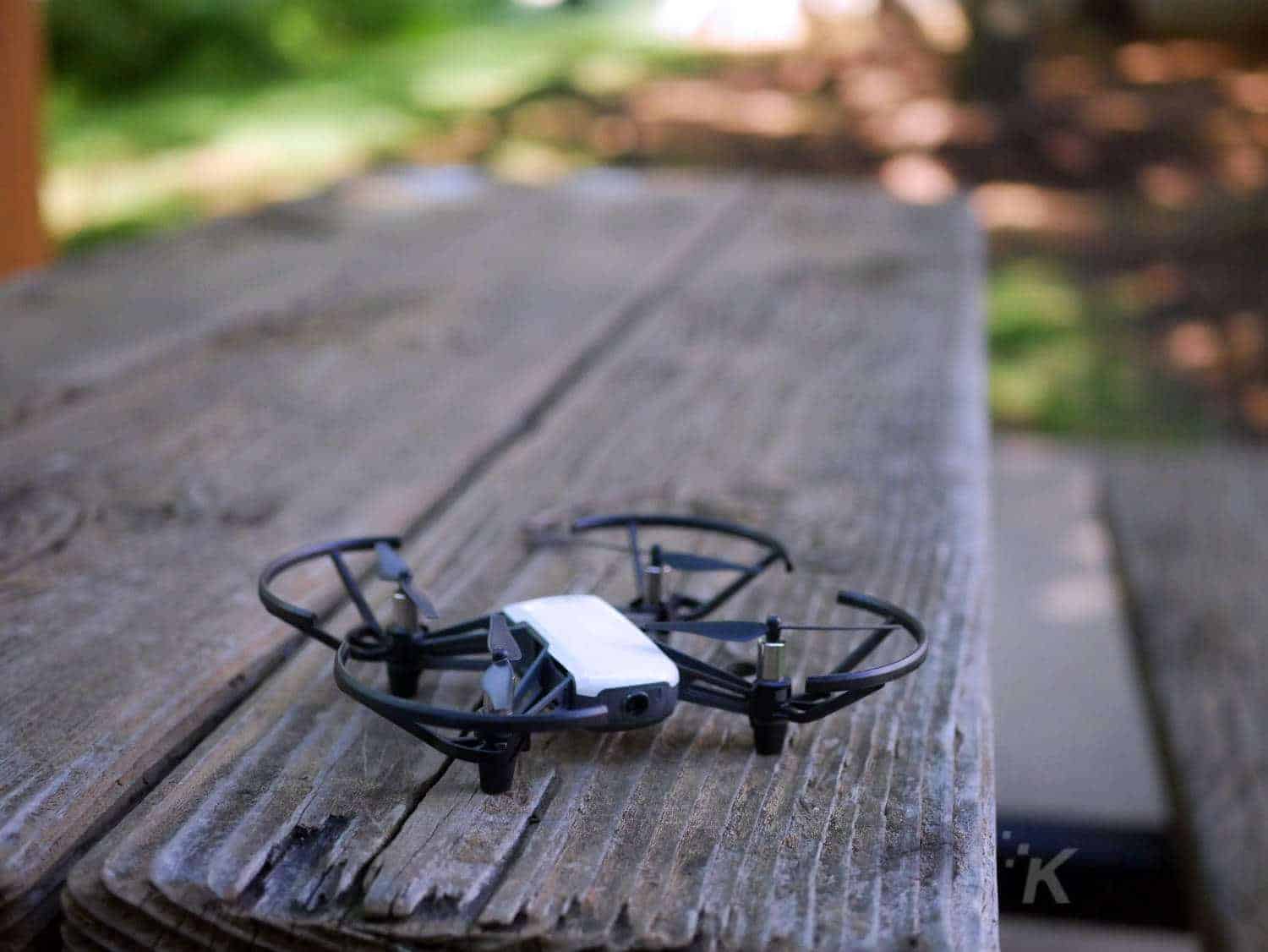 Dji ryze store tello review