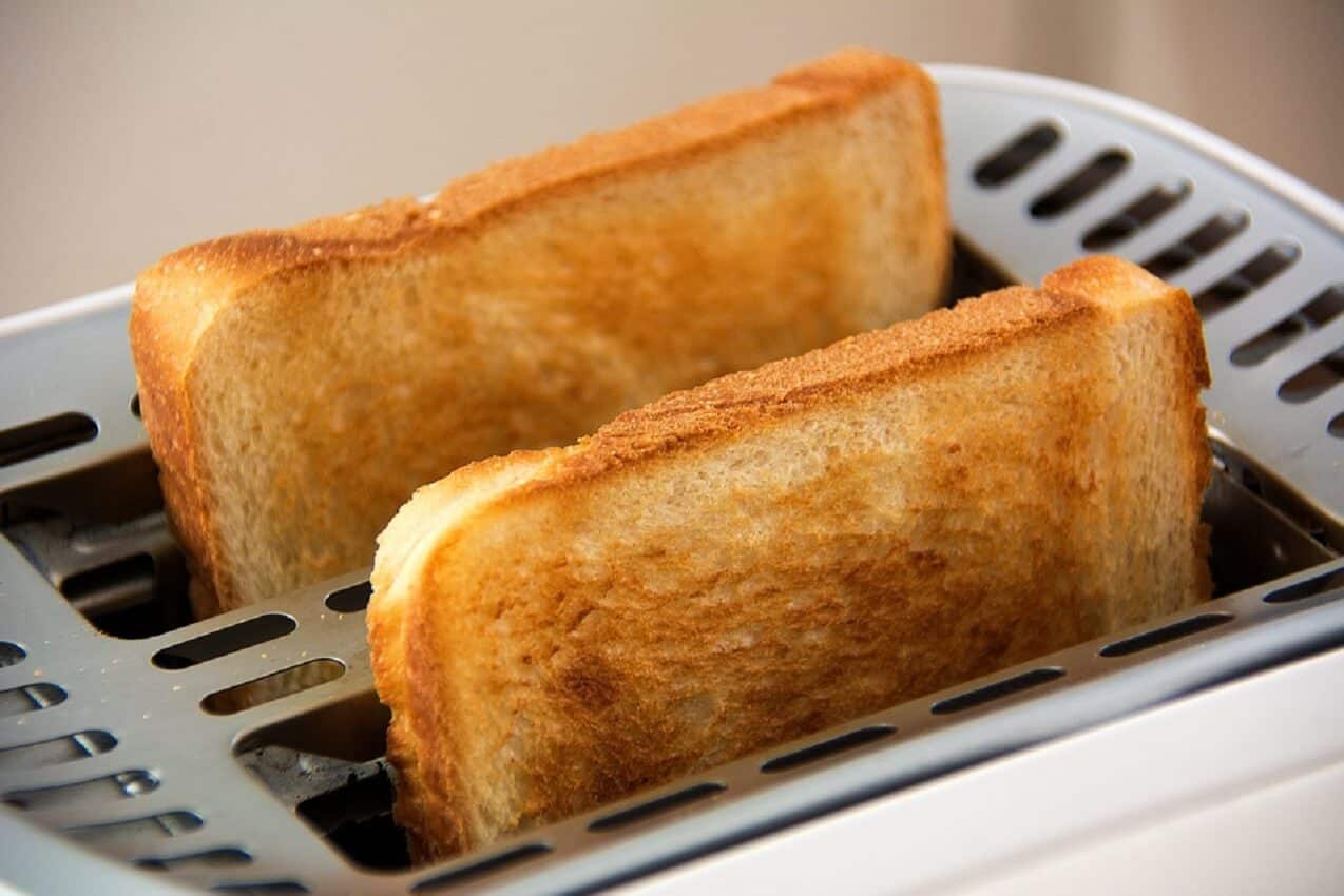 Toast in toaster