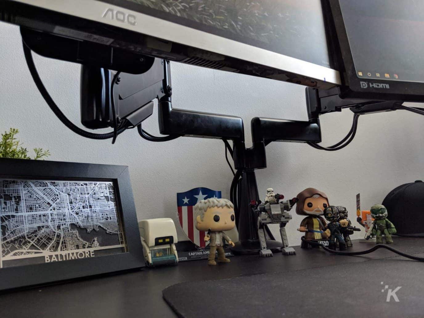 Review Echogear dual monitor desk mount