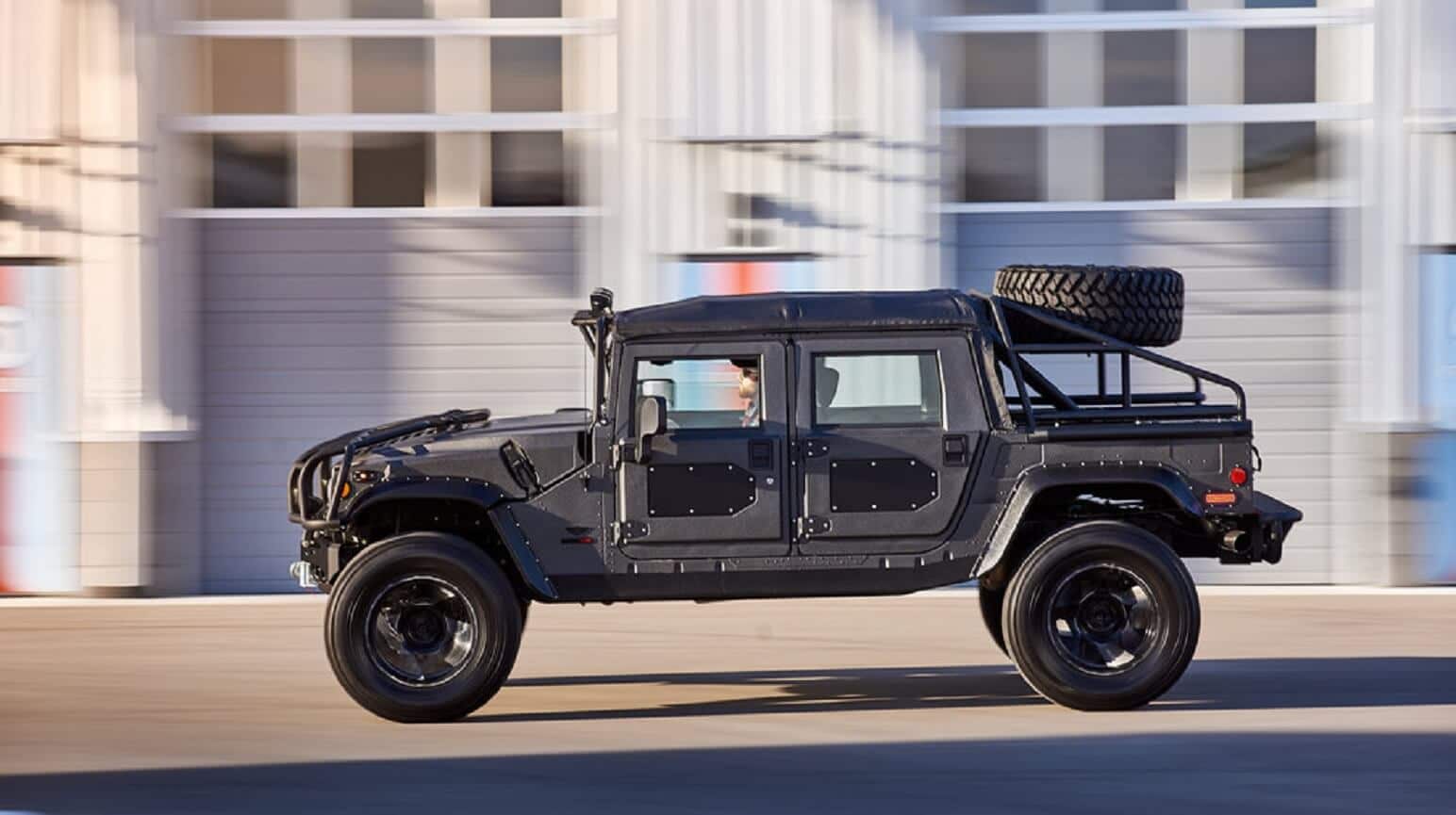 12 Cool Things About the Mil-Spec Hummer H1