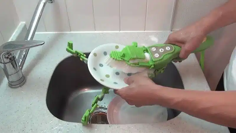 robo brush thanko