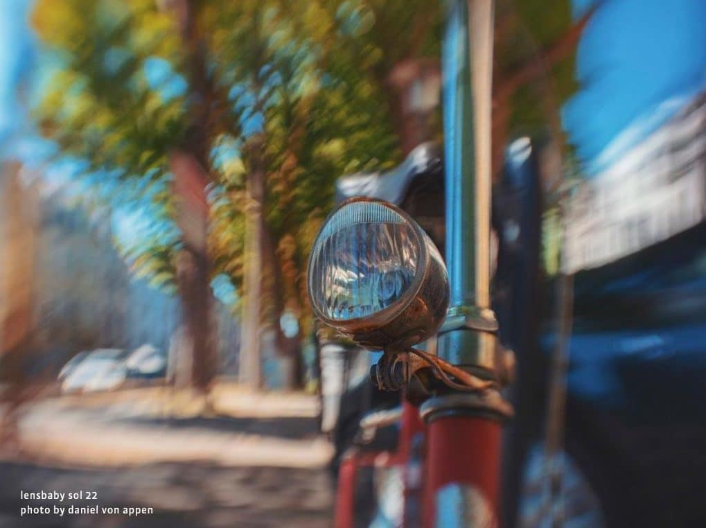 Stylish-bokeh-from-lensbaby-sol