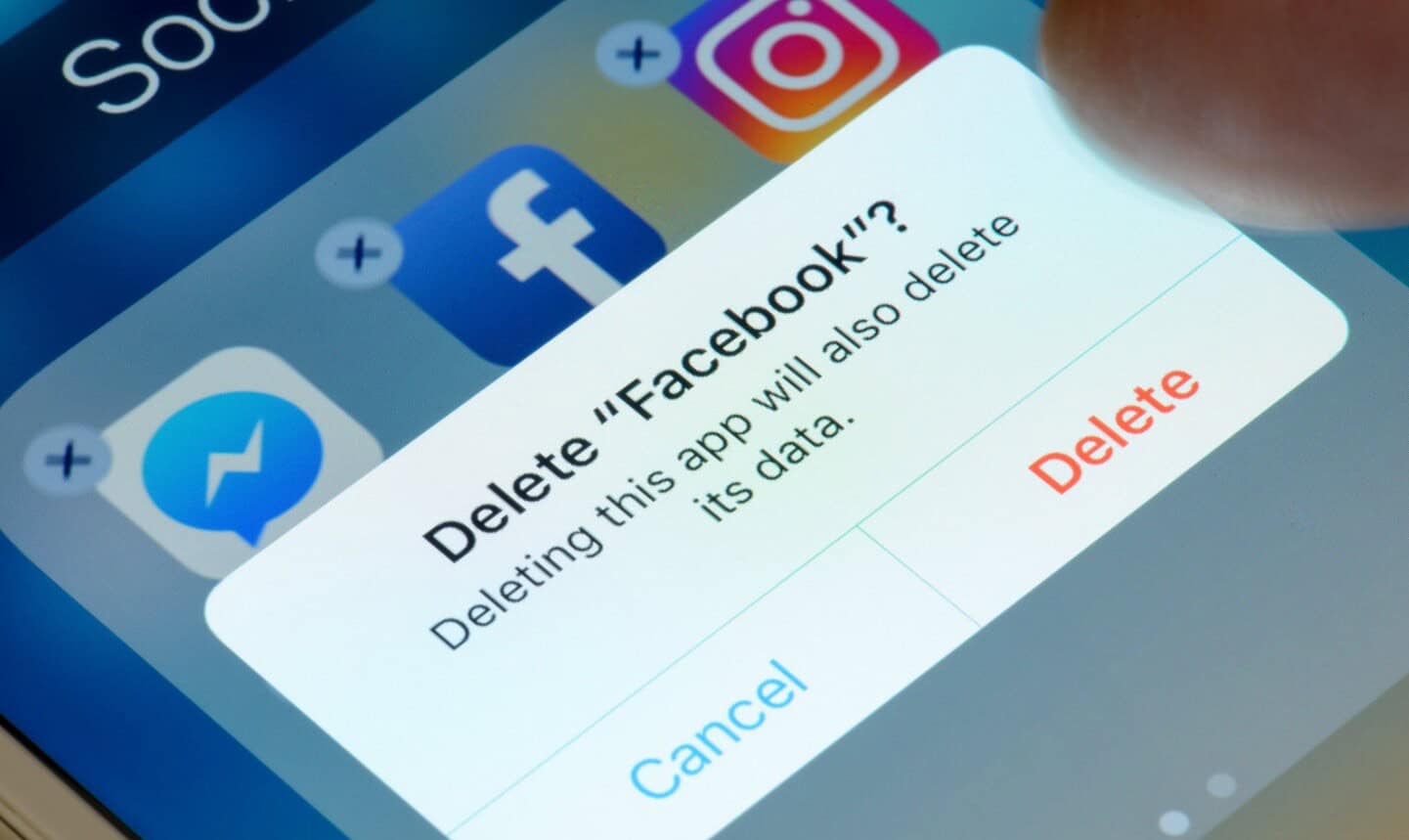 How to delete Facebook without losing any of your photos and contacts