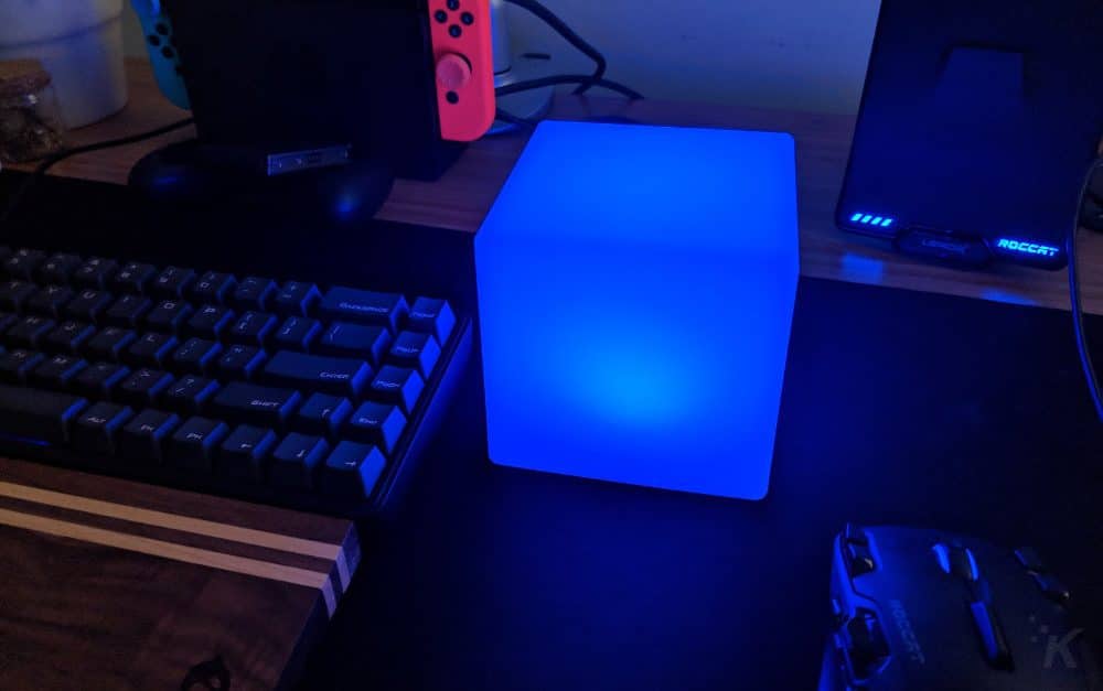 Loftek led deals cube