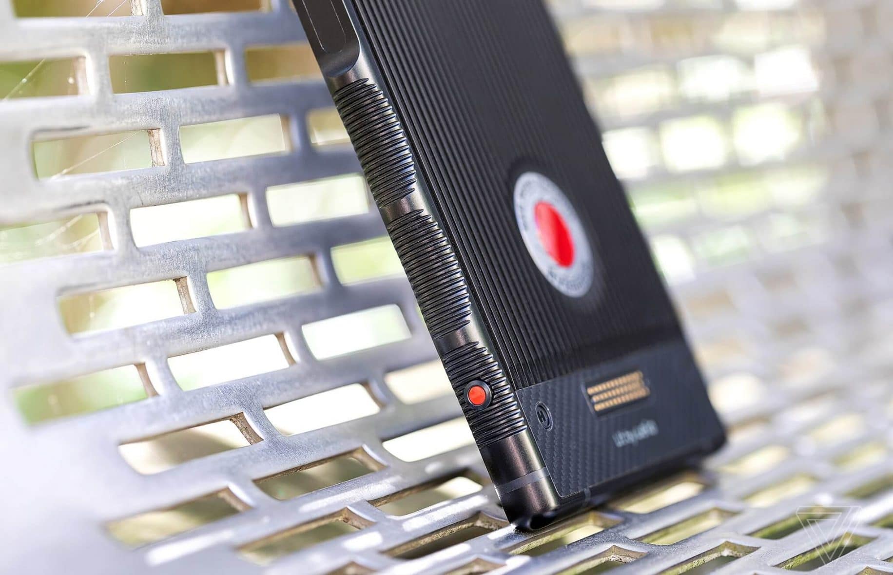 red hydrogen one review roundup