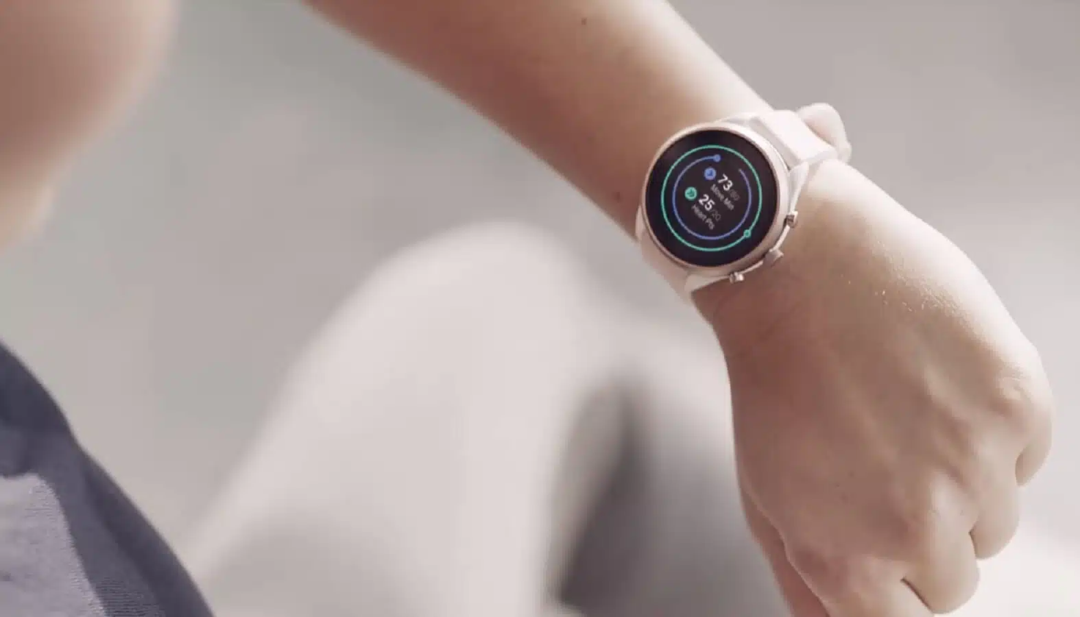 fossial sport smartwatch