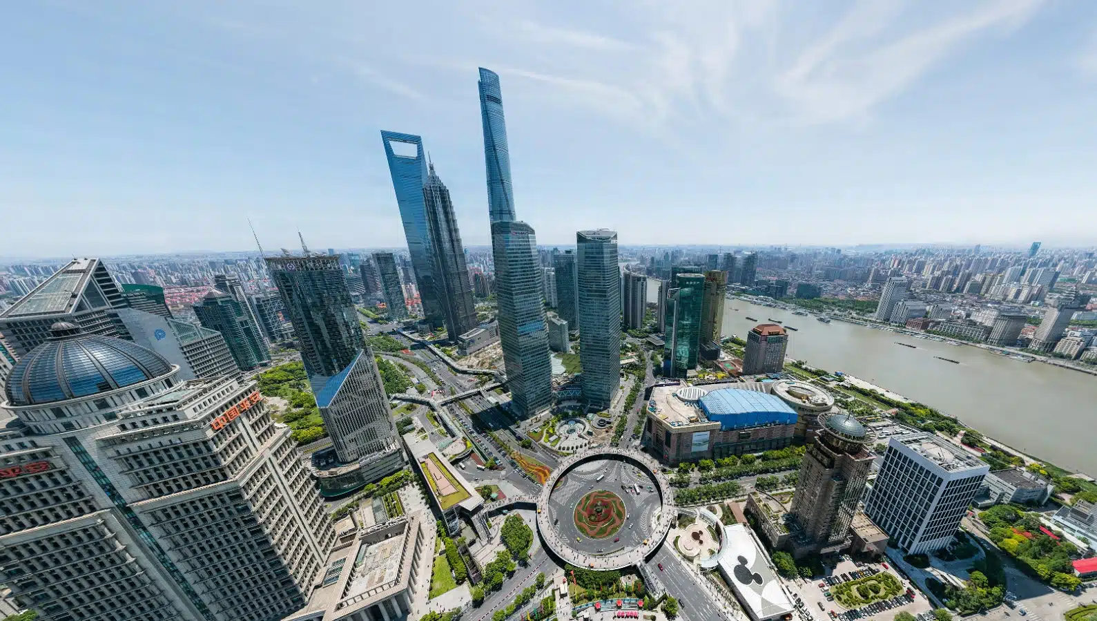 The 195-gigapixel picture floating around the internet is amazing and scary