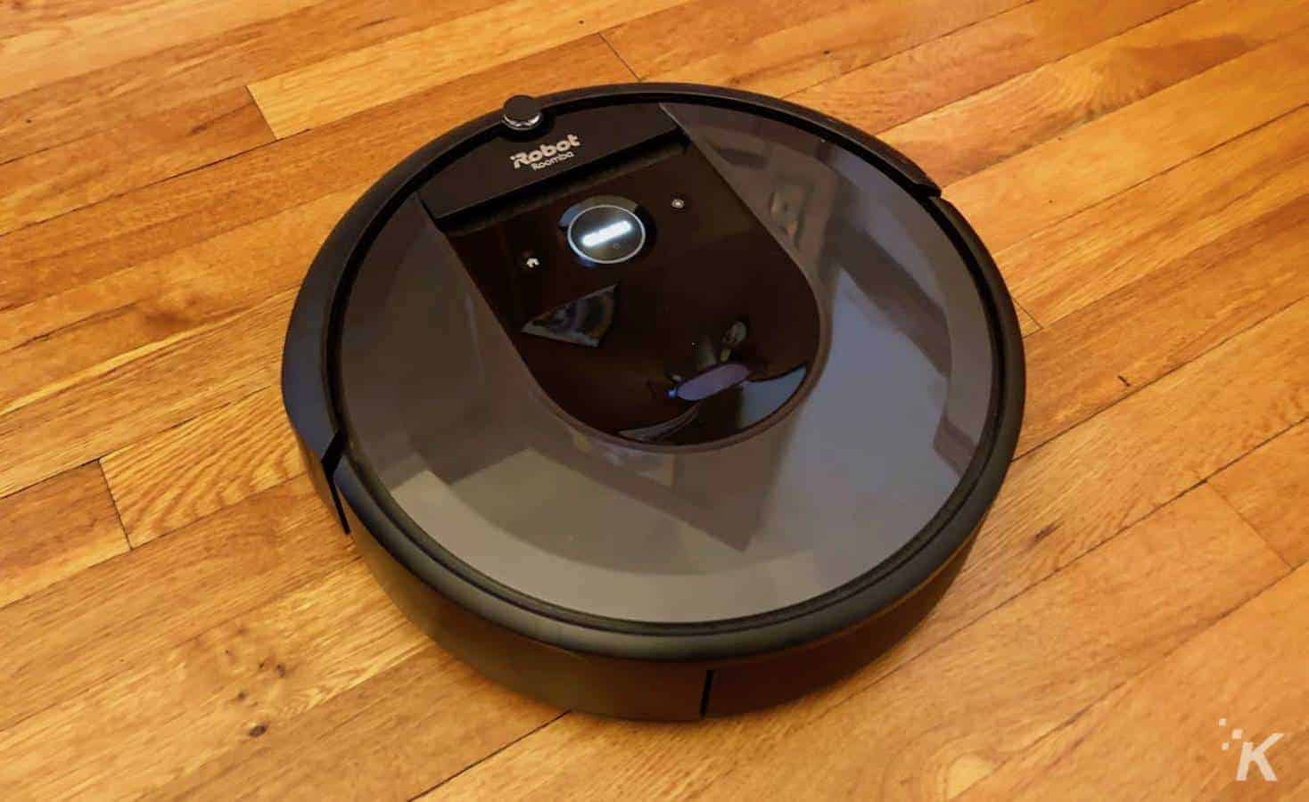 robot vacuum with ionic air purifier