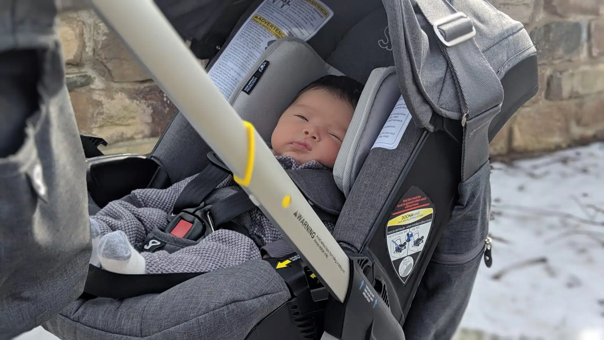 baby in doona car seat