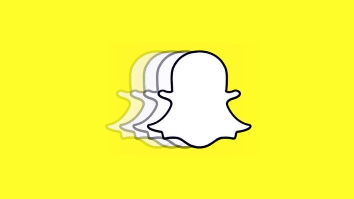 Snapchat android update showing snapchat logo