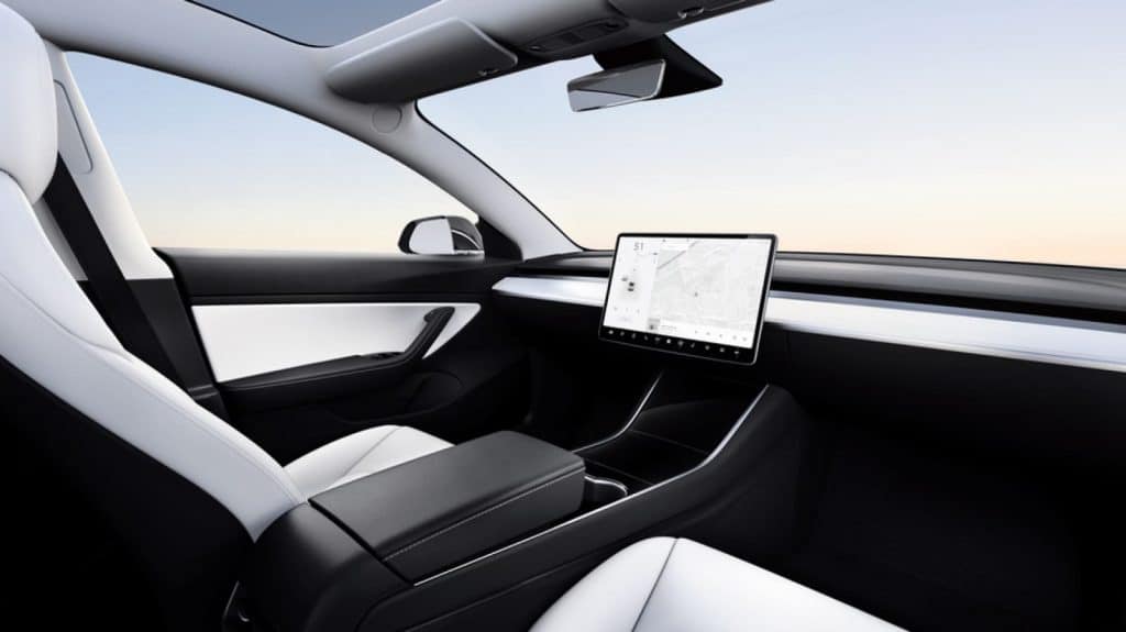 tesla model 3 without a steering wheel