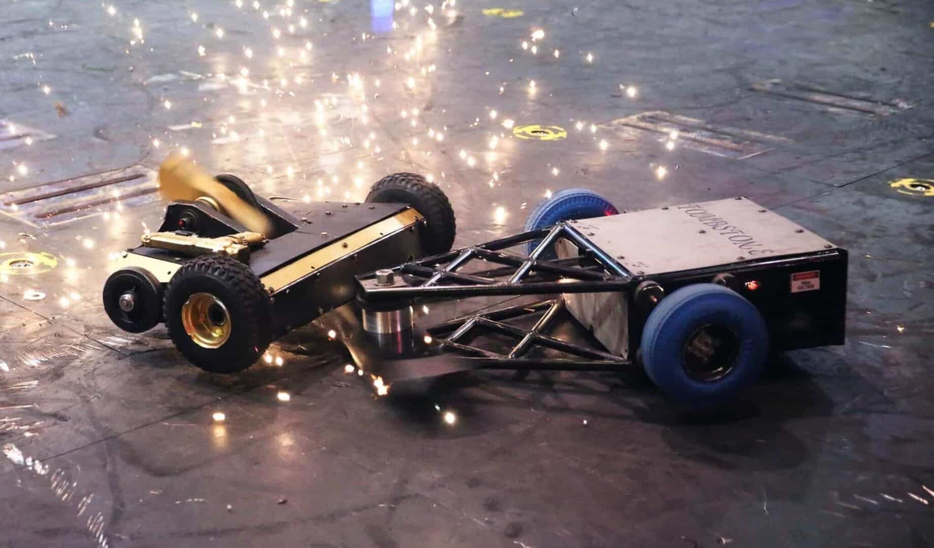 Battlebots fighting on youtube