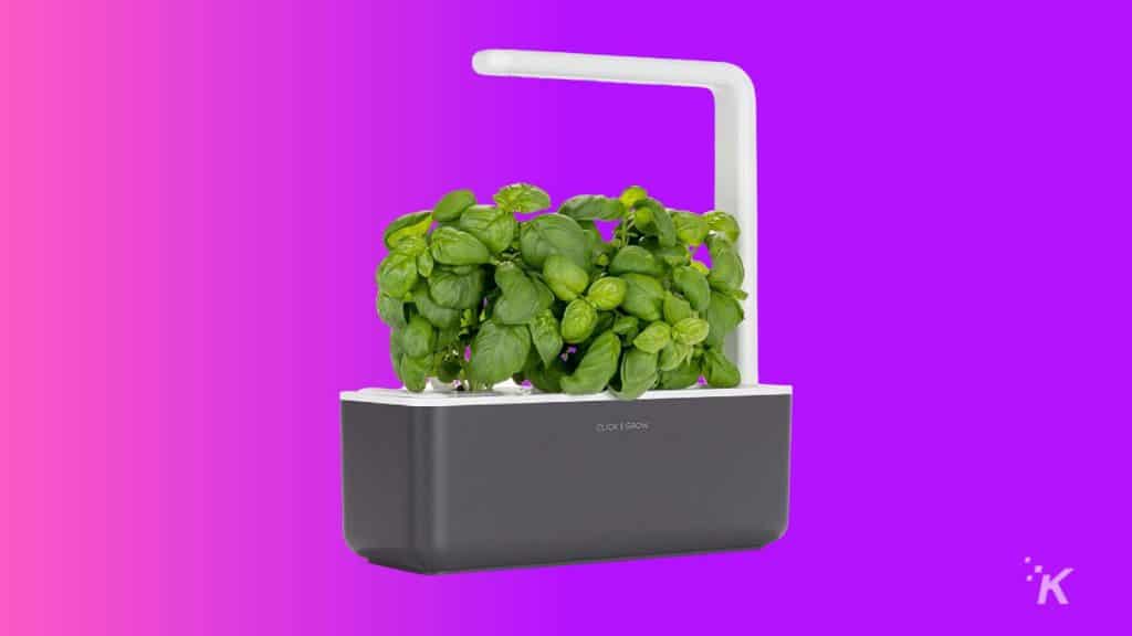 click grow smart gardening kit gift guide under 100