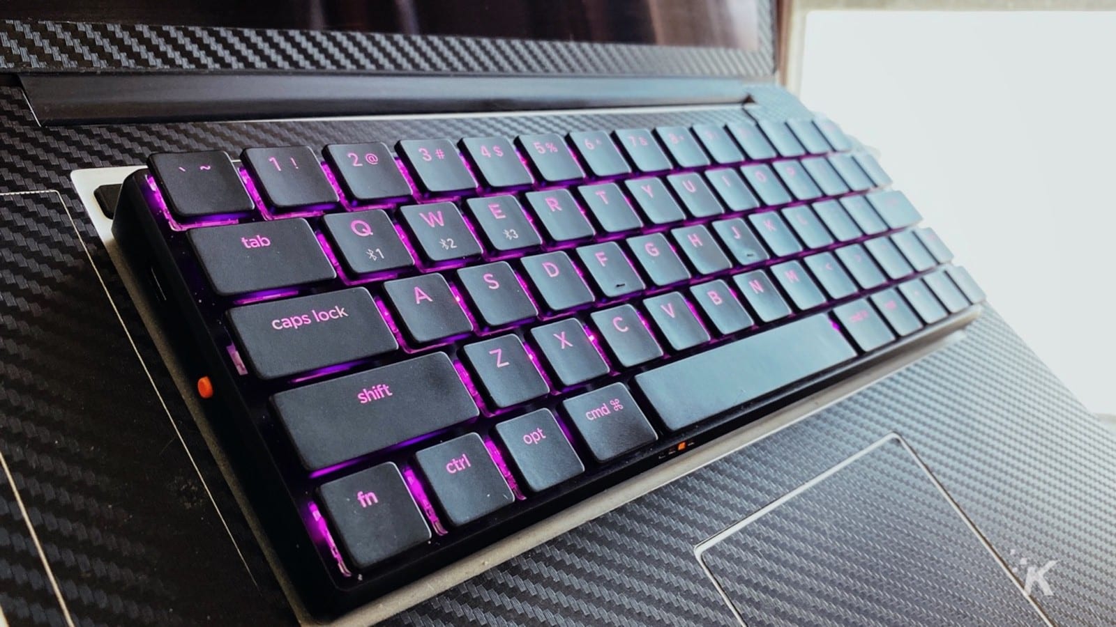 Review: Nuphy NuType portable mechanical keyboard