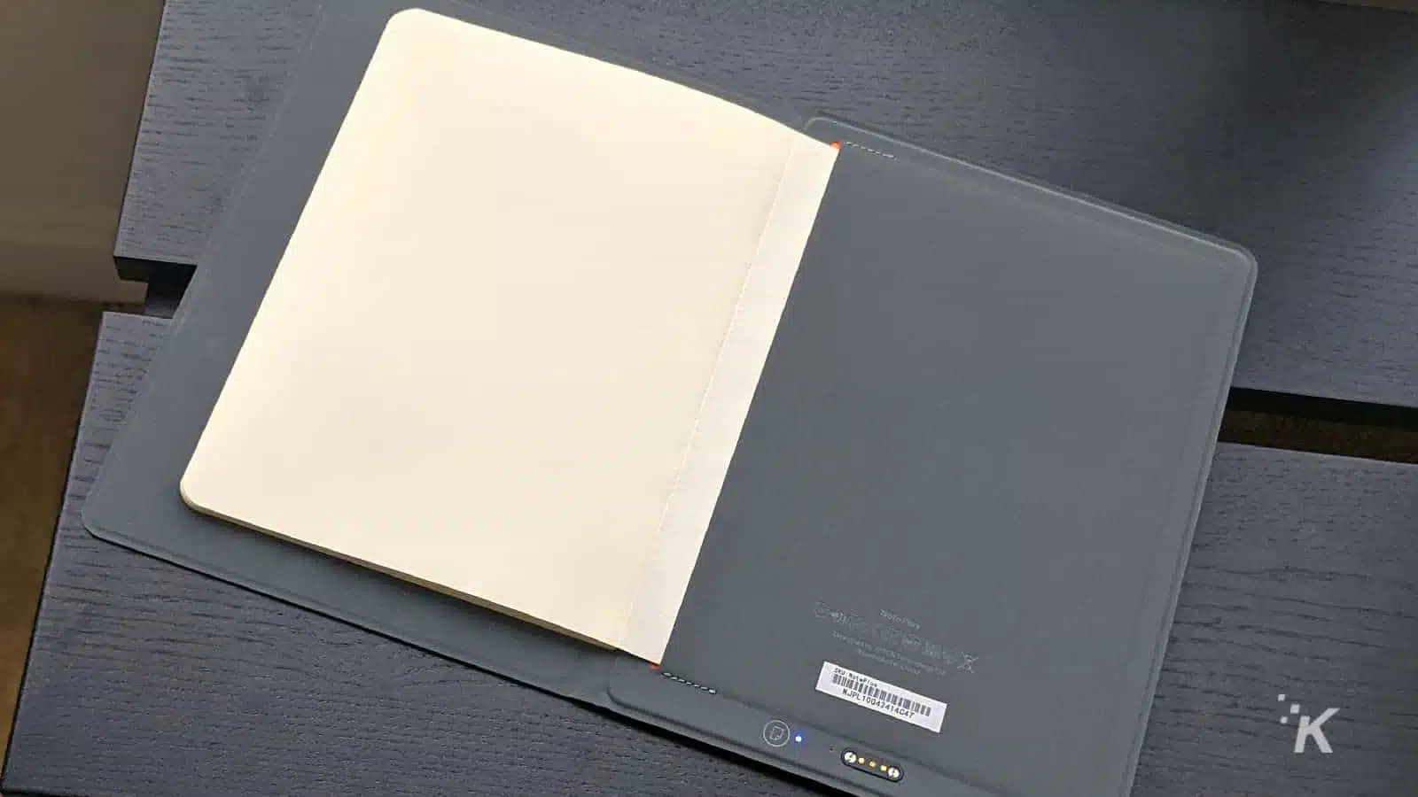 Note Plus on the table