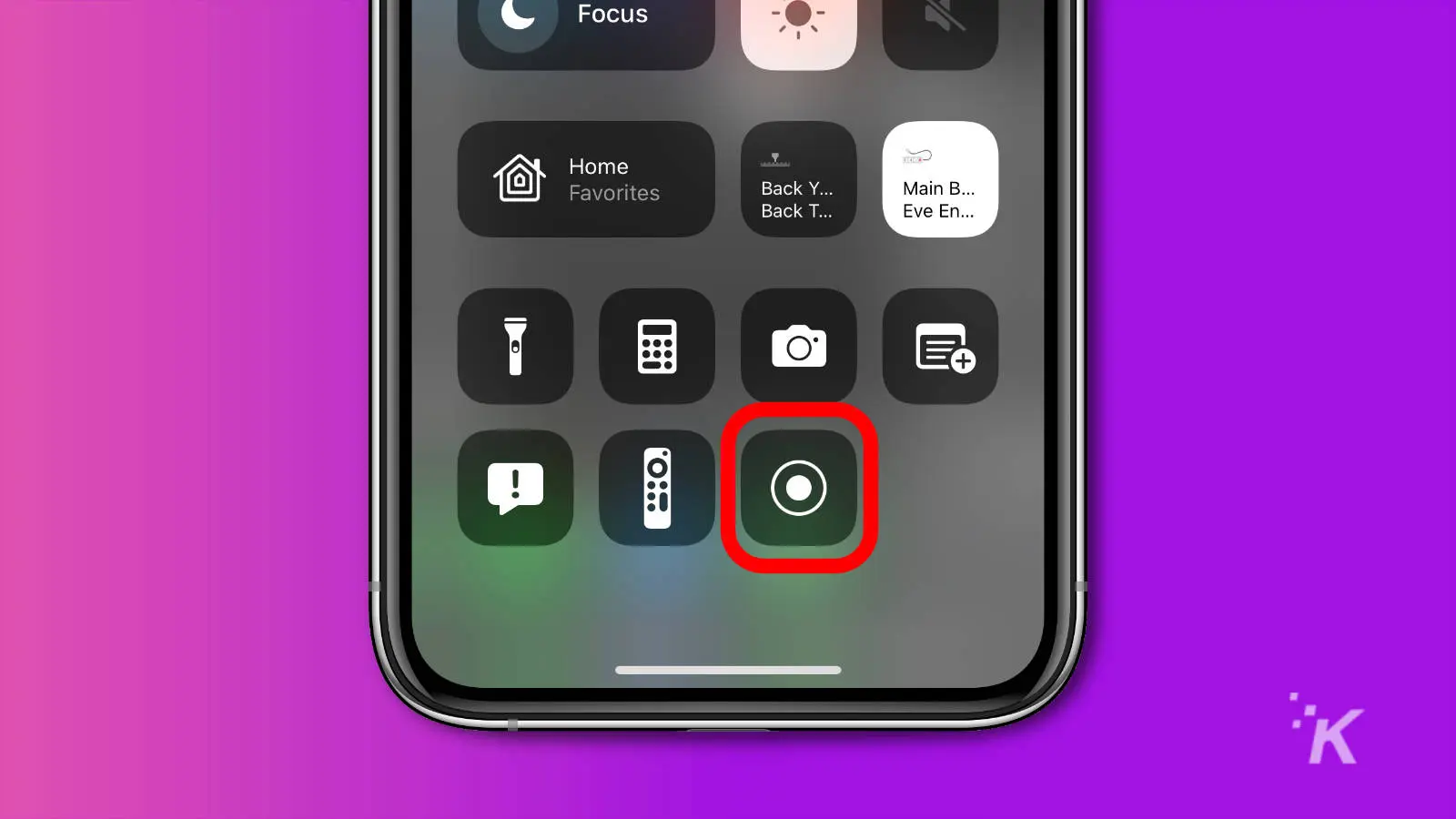 Screenshot of control center showing the screen recording button