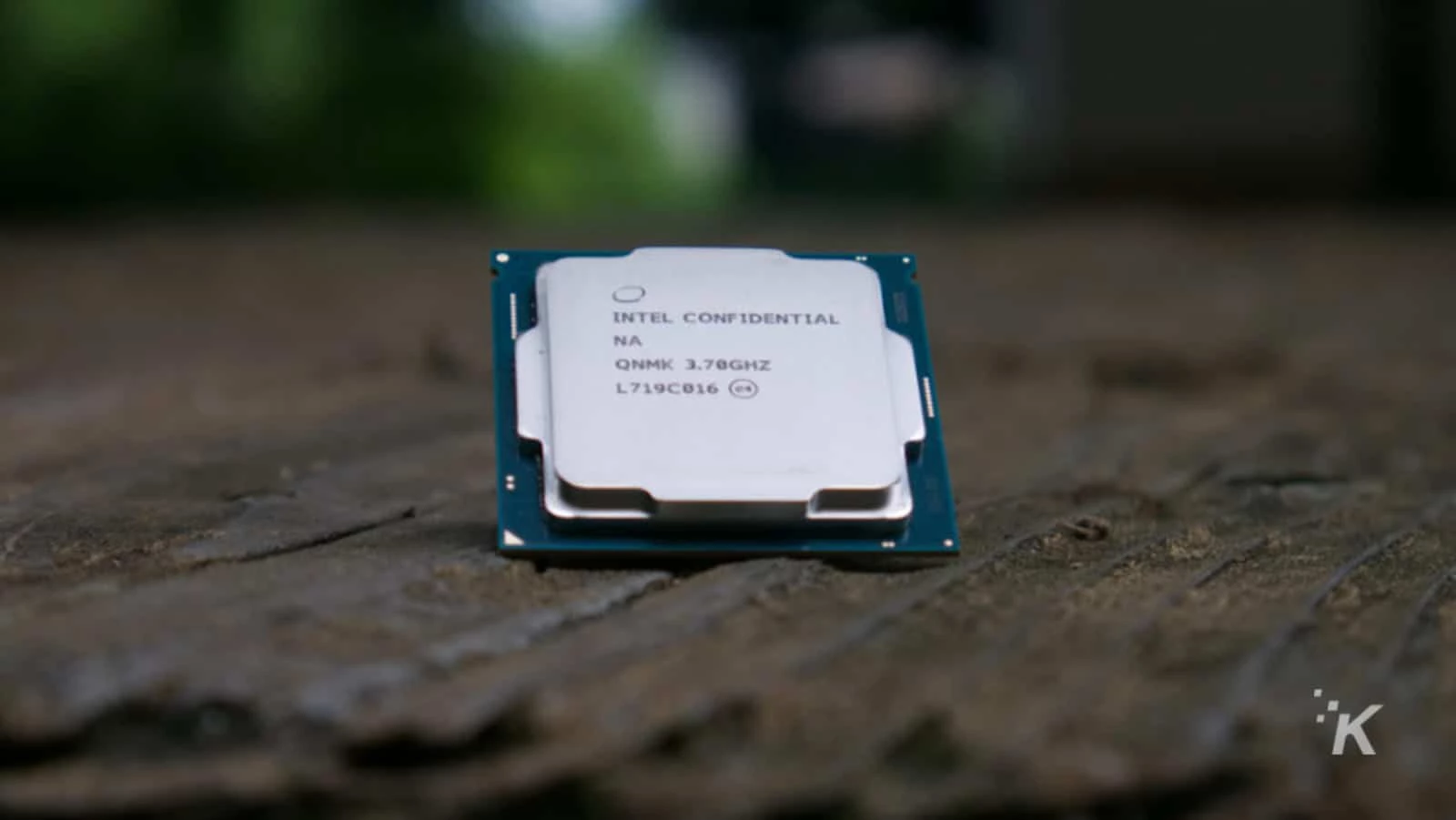 cpu on table