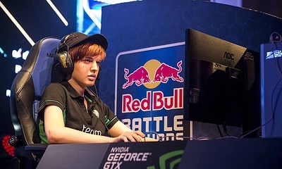 opera event esports red bull competition