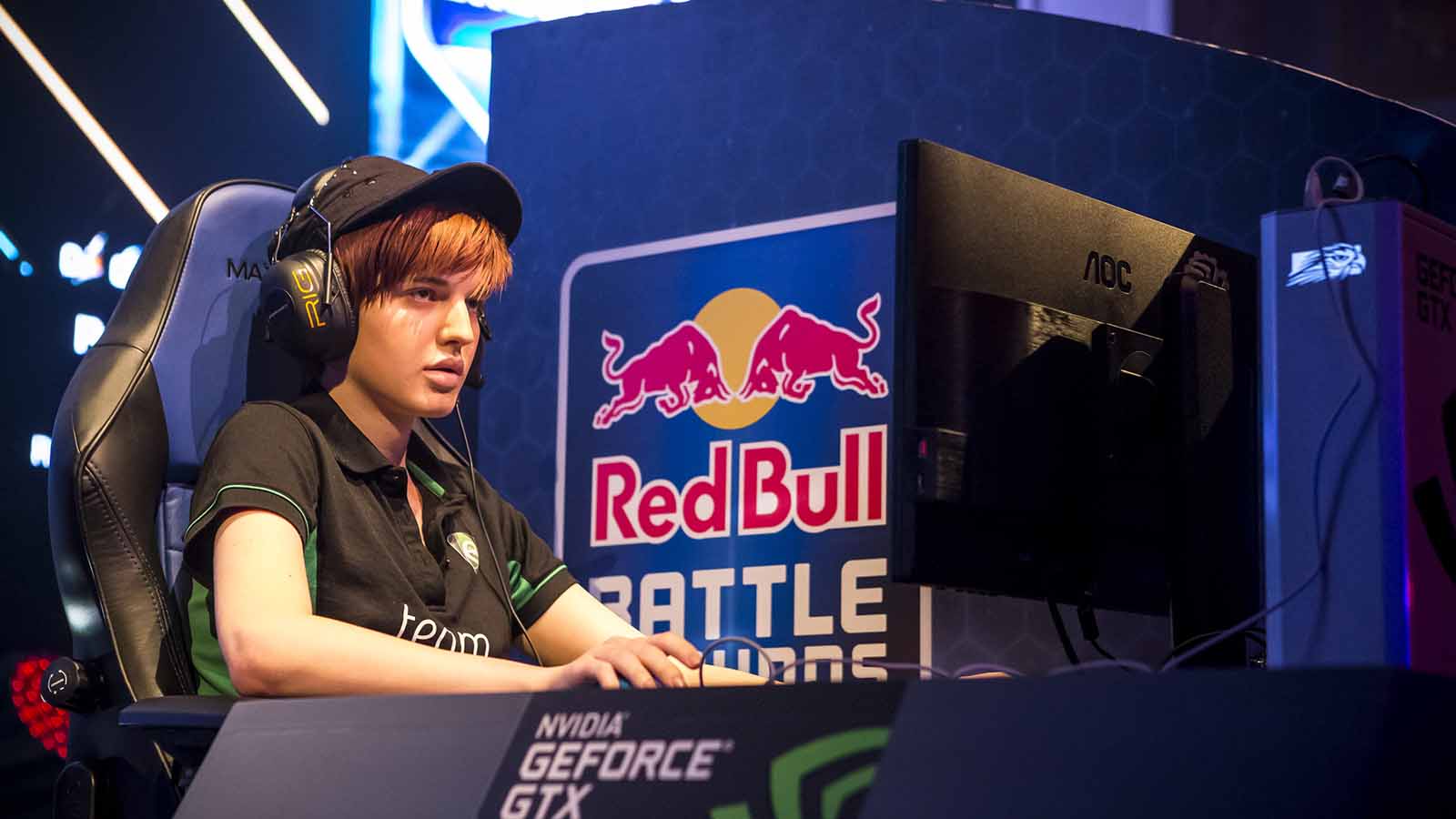 Opera event esports red bull competition