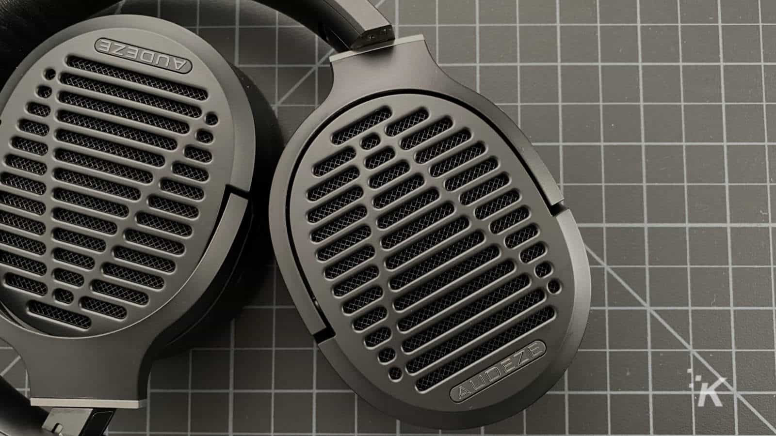 audeze lcd1