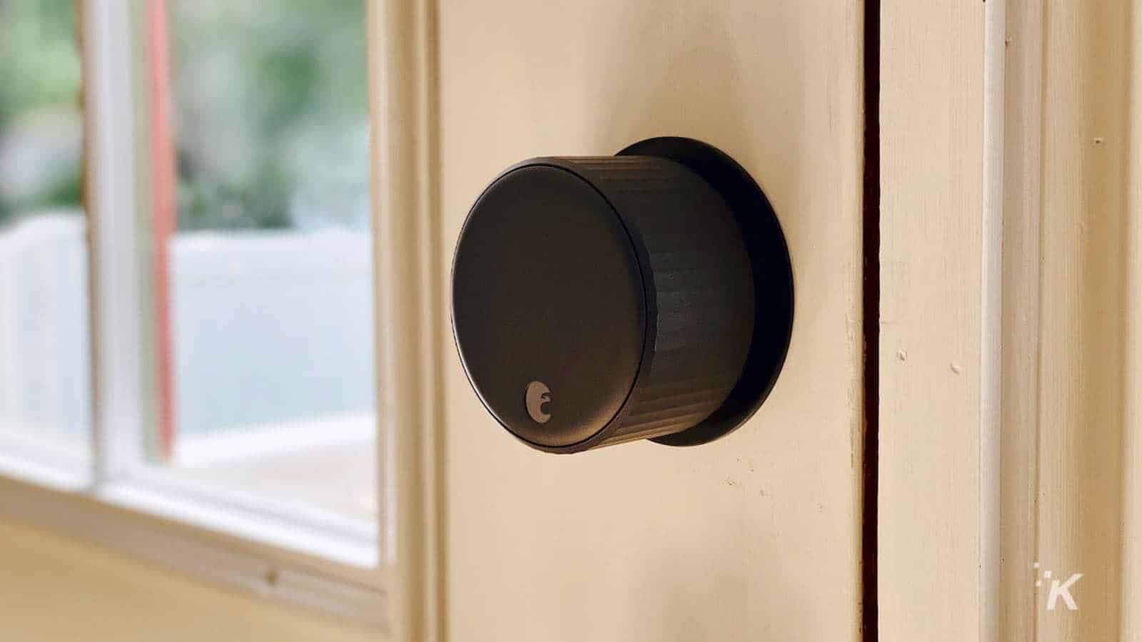 august wifi smart lock on front door