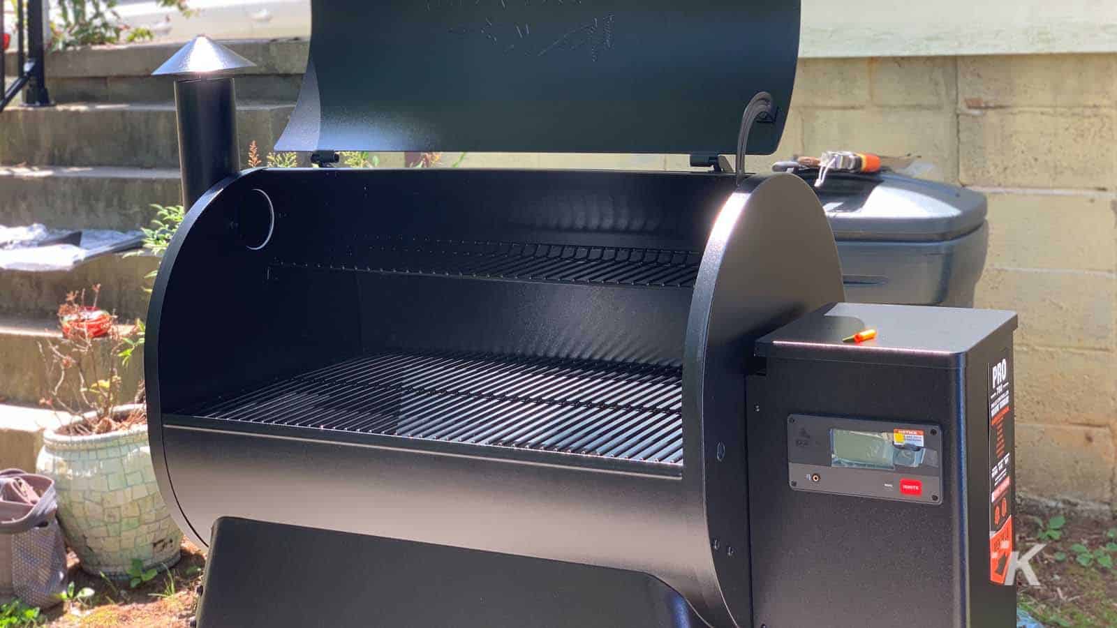 Traeger pro 575 grill