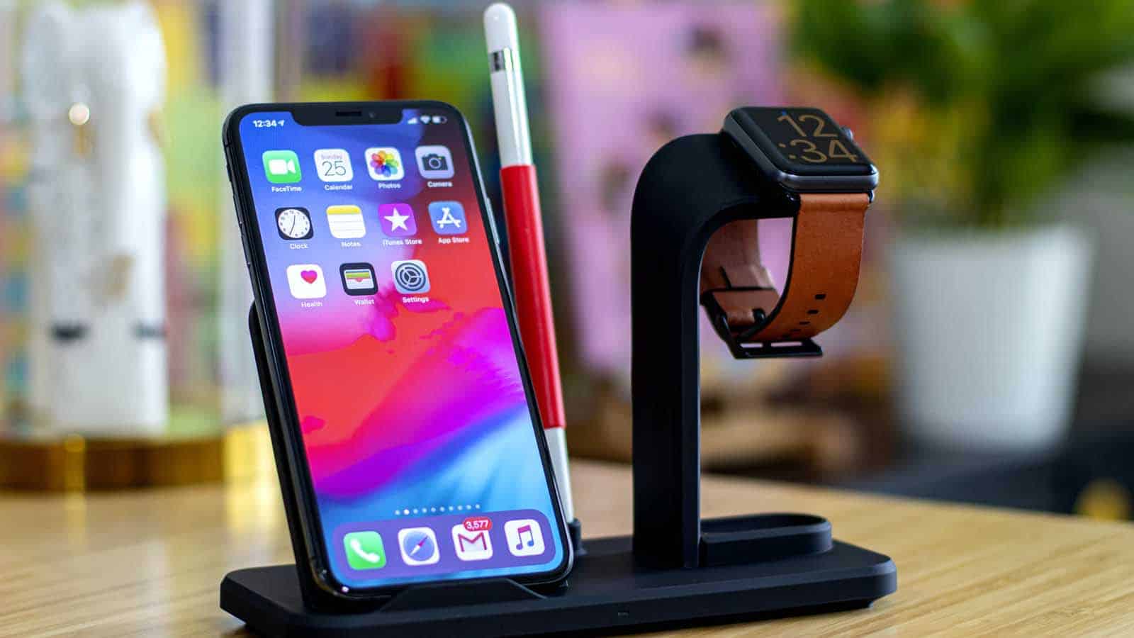 Wireless charging station