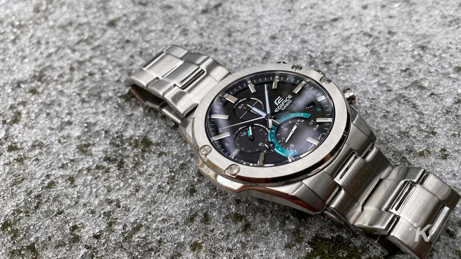 Review Casio Edifice EQB 1000D connected watch