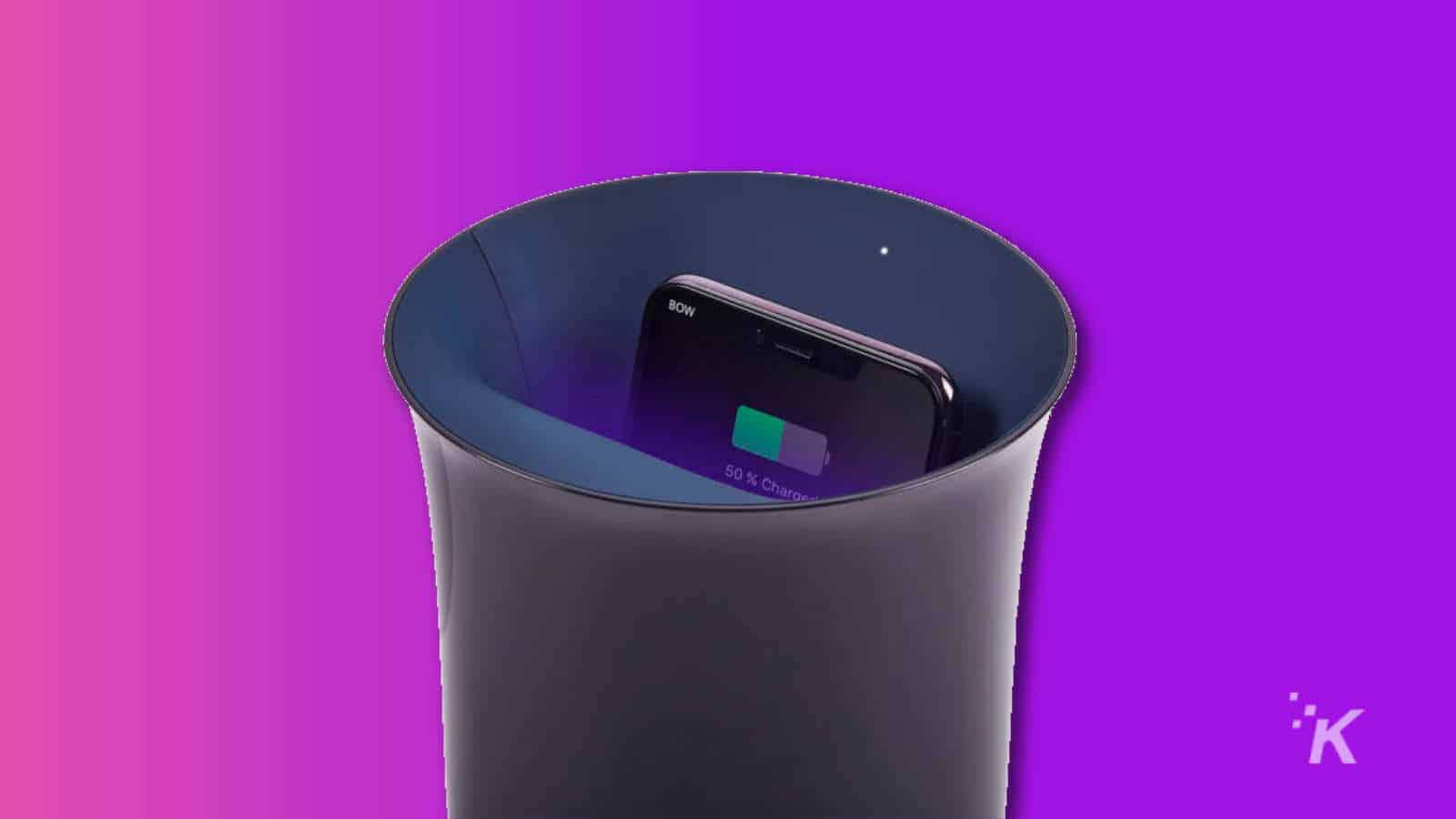 Lexon oblio uv-disinfecting wireless charger for smartphones