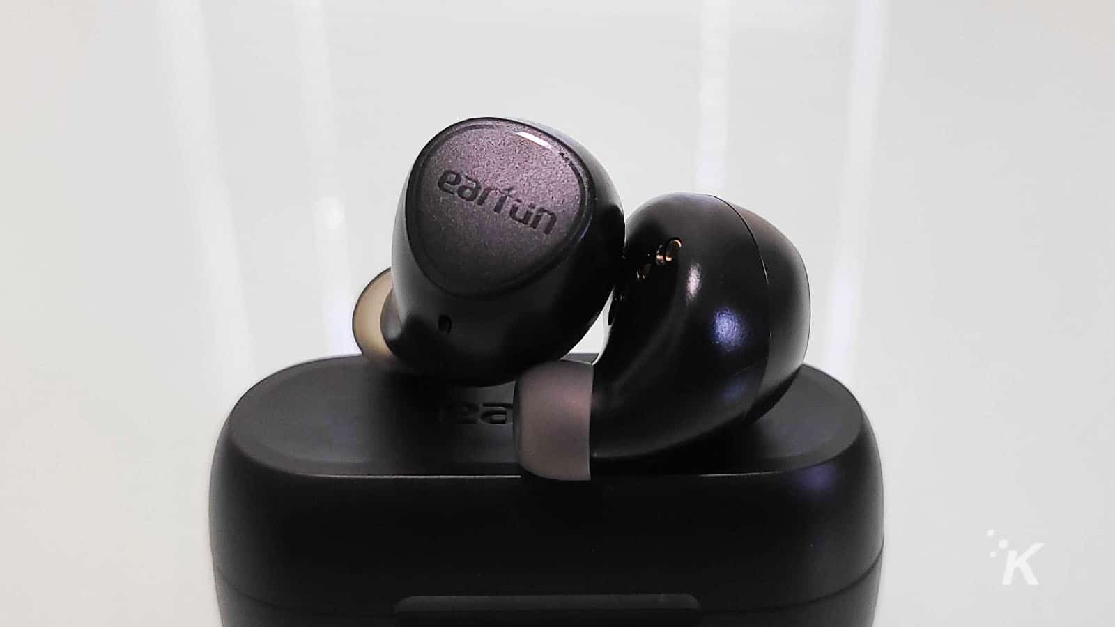 Earfun free earbuds review hot sale