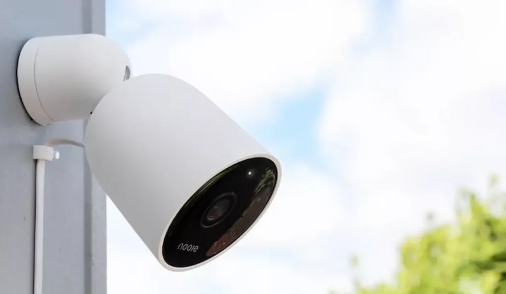 Nooie cam outdoor product shot