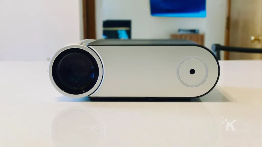 Review: Vamo L4200 mini projector