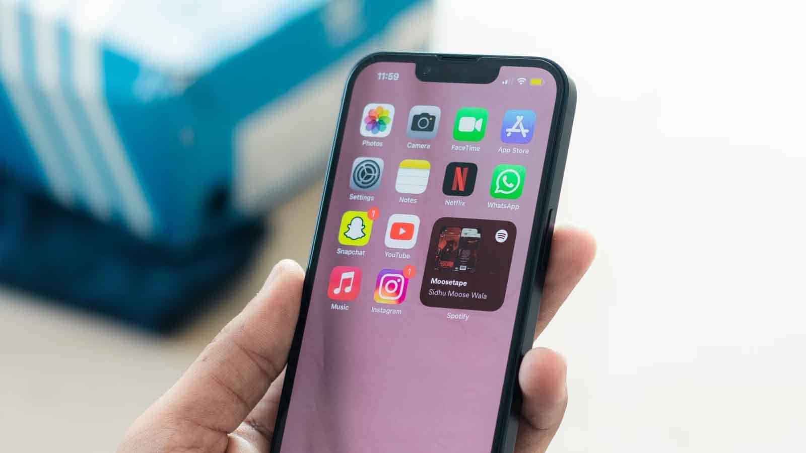 how to turn off apps on iphone 13