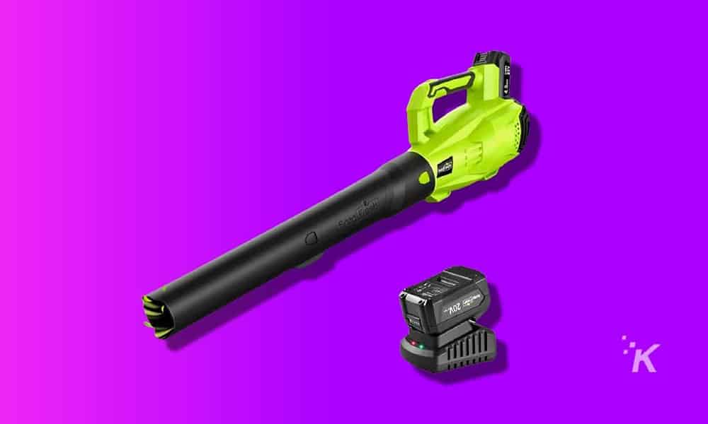 Ditch that old gas leaf blower and snag this 20V electric one for 80