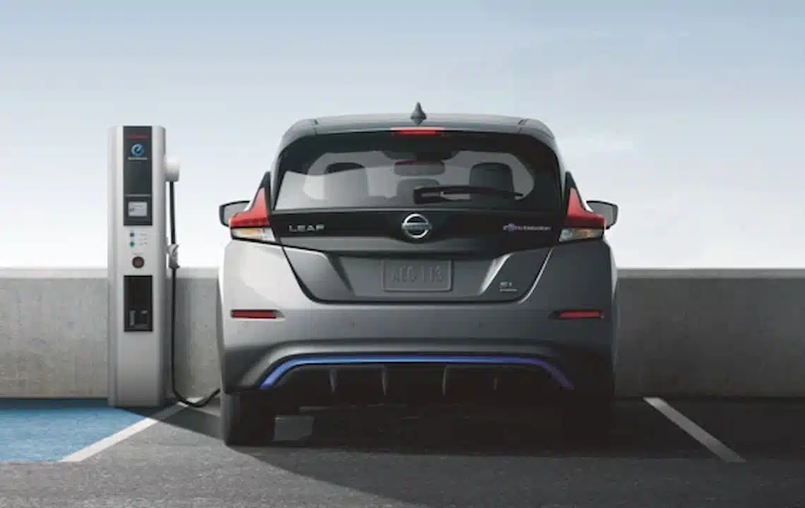 nissan leaf 2022