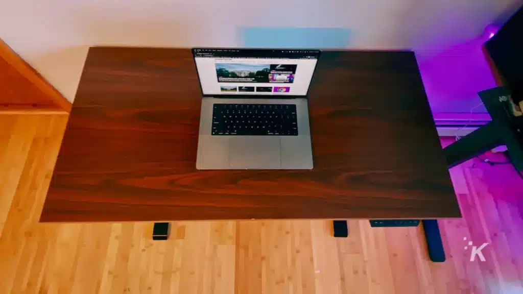 Tempspace office standing desk