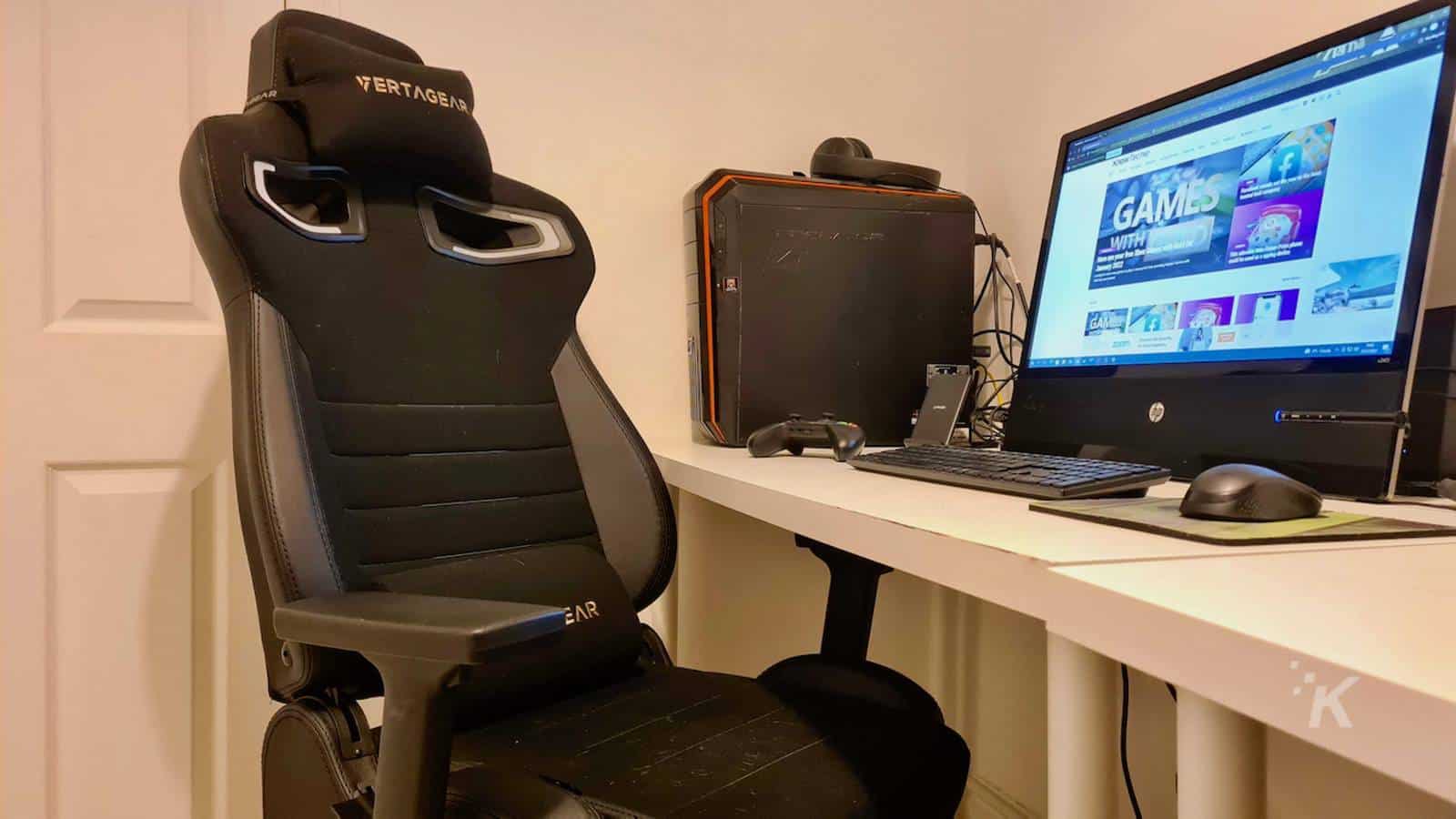 Pl4500 best sale gaming chair