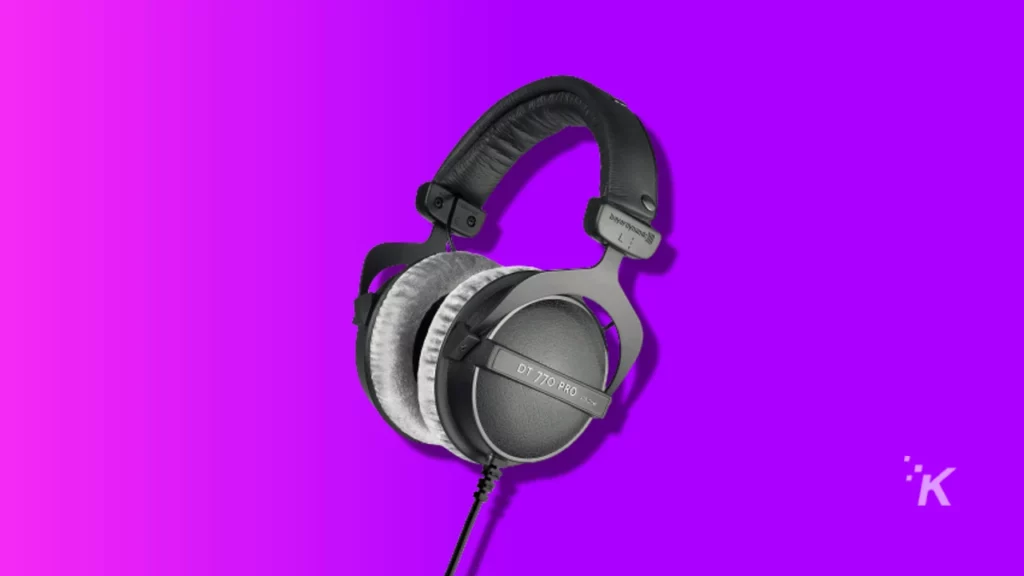 Beyerdynamic DT 770 Pro 250 OHM Over-Ear Studio Headphones