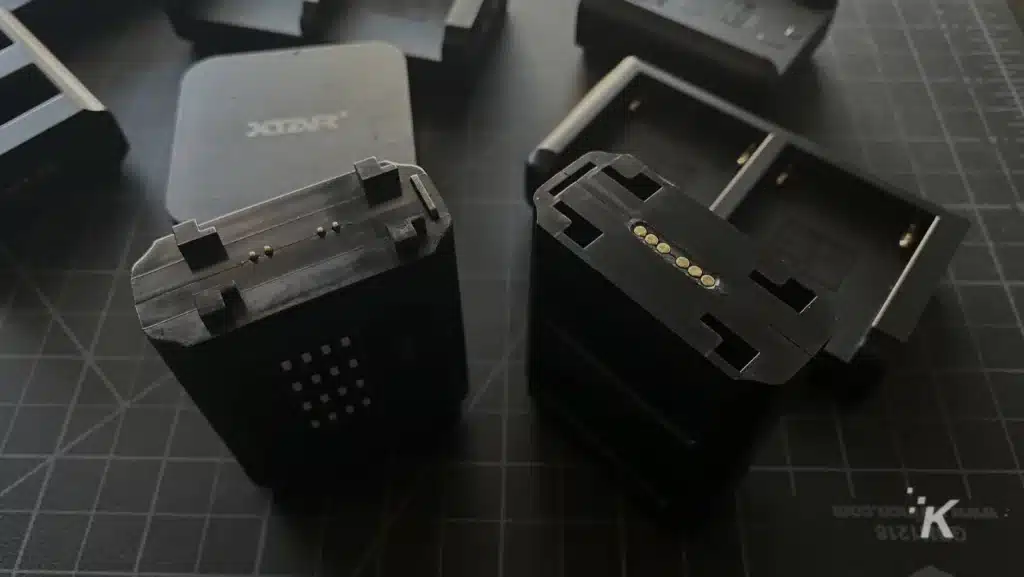 xtar battery charger connector contacts