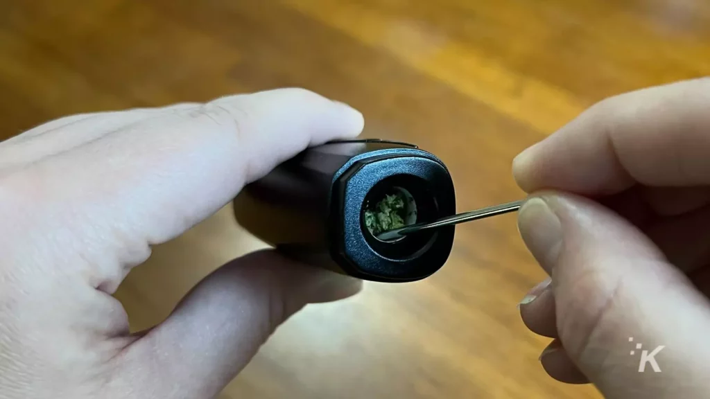 packing a vaporizer