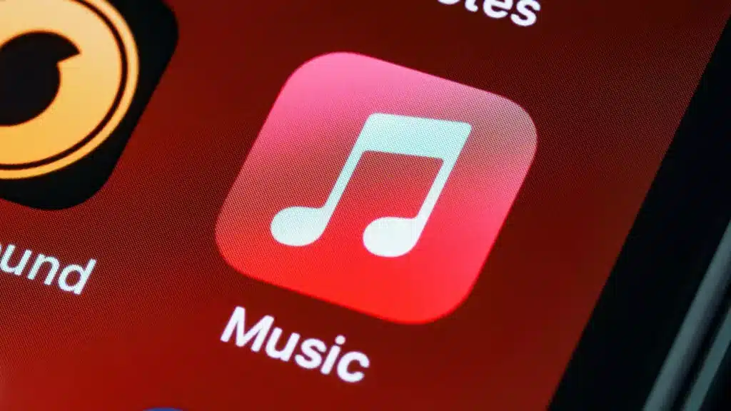 apple music logo ios