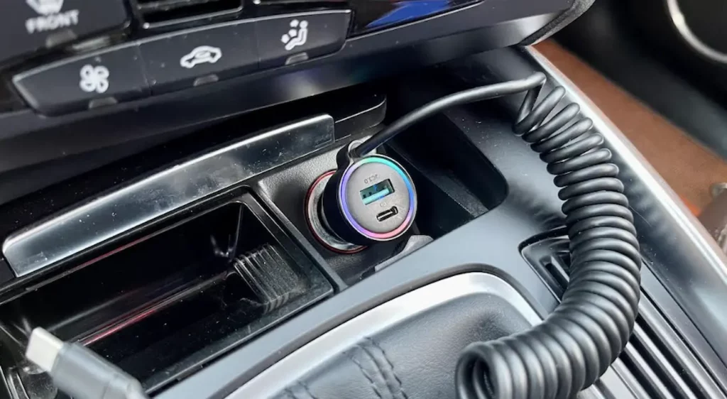 Flylead 55-watt car charger in car