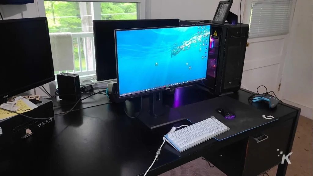 viotek 24 inch monitor angle