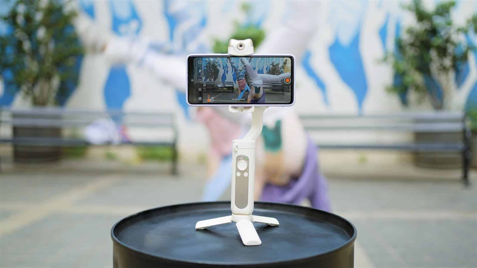 Hohem isteady v2 smartphone gimbal